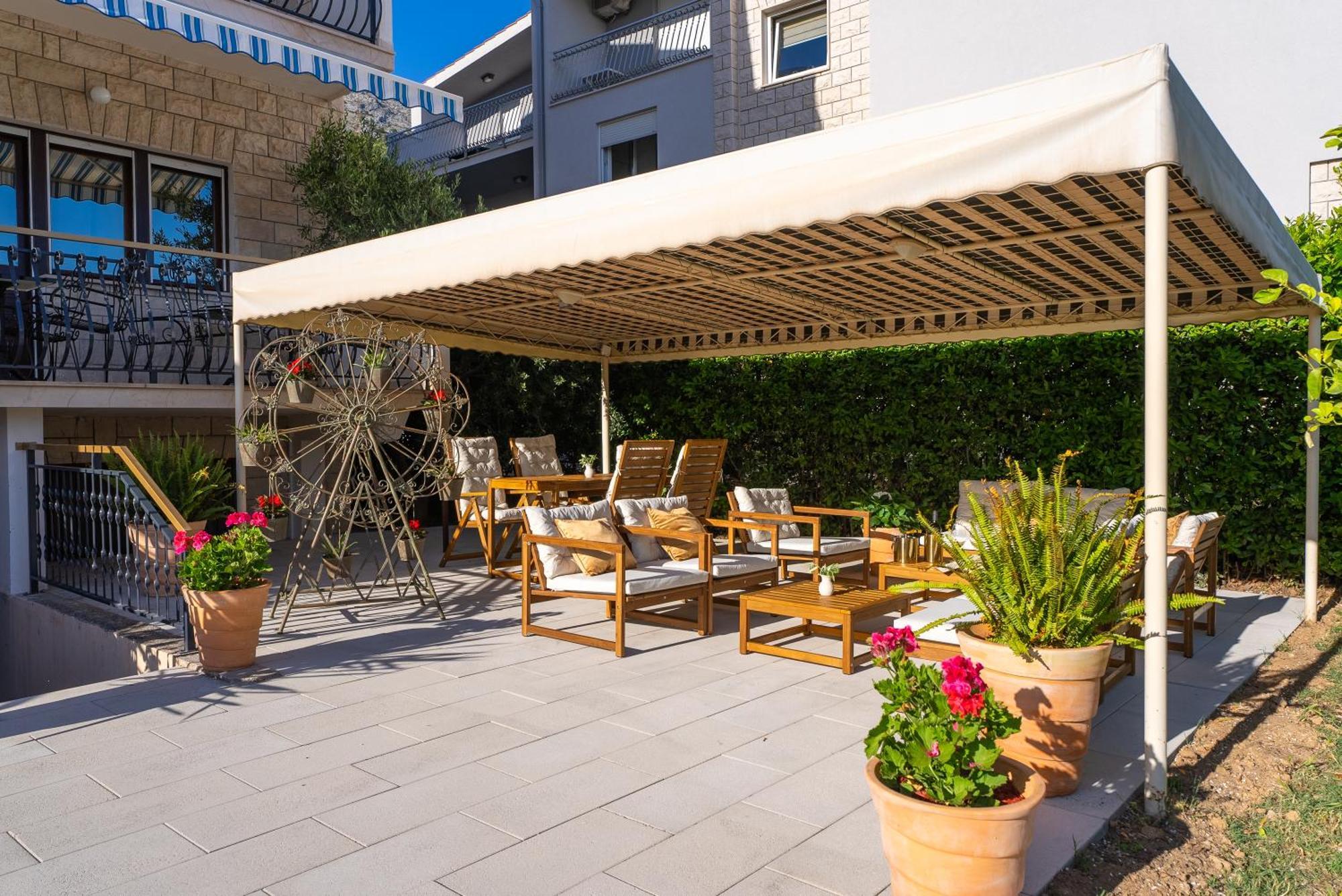 Storge Boutique Bed & Breakfast Omiš Zewnętrze zdjęcie